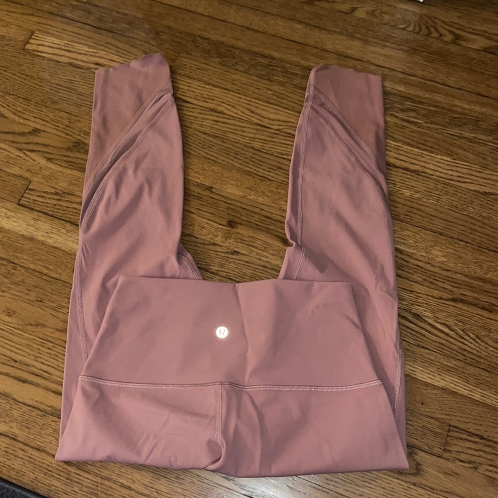 Lululemon pink legging